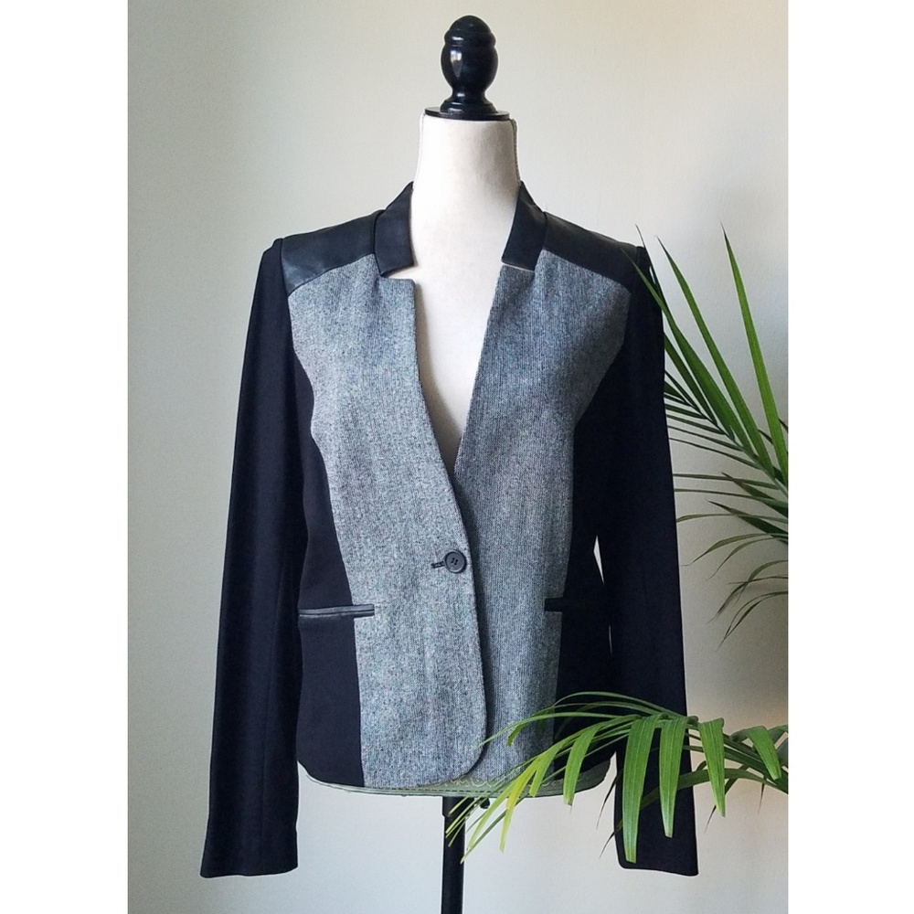Kenzie One-button Black and Gray Blazer
